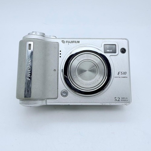 Fotocamera digitale compatta