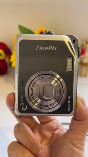 Used fujifilm finepix v10 - used,