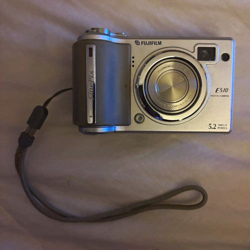 Fujifilm finepix e510 compact - fujifilm,