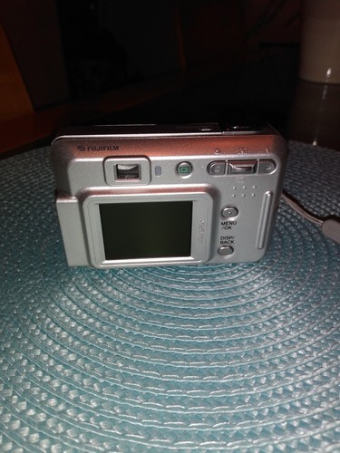 Fujifilm digital camera - fujifilm,